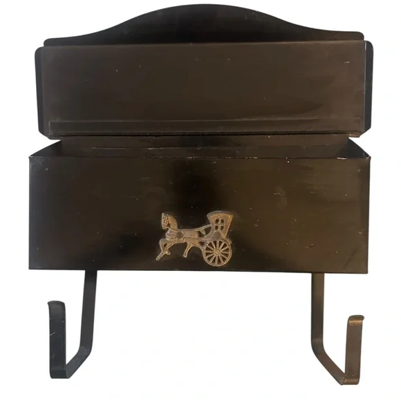 Vintage Black Metal Mailbox with Horse Design - Picture 2 of 3